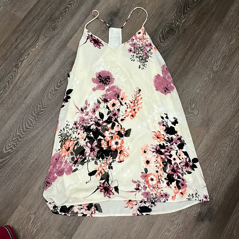 Floral pattern dress